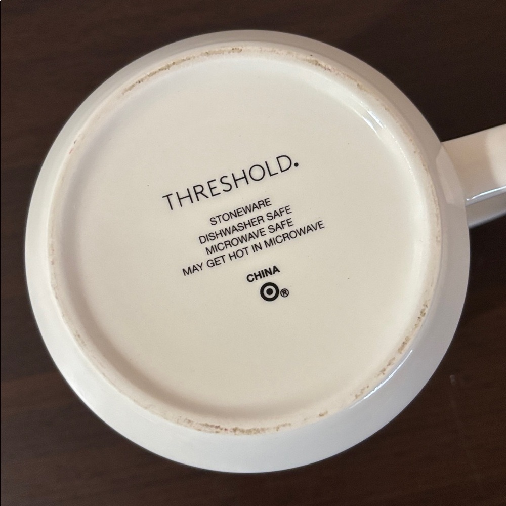 “LET THE ADVENTURE BEGIN” Threshold Mug, Excellent Condition! - Picture 3 of 3
